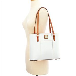 Dooney & Bourke Purse